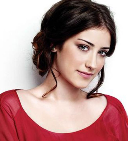 Hazal Kaya Kimse Bana Mini Etek Giyemezsin Diyemez Trendus Com My Xxx